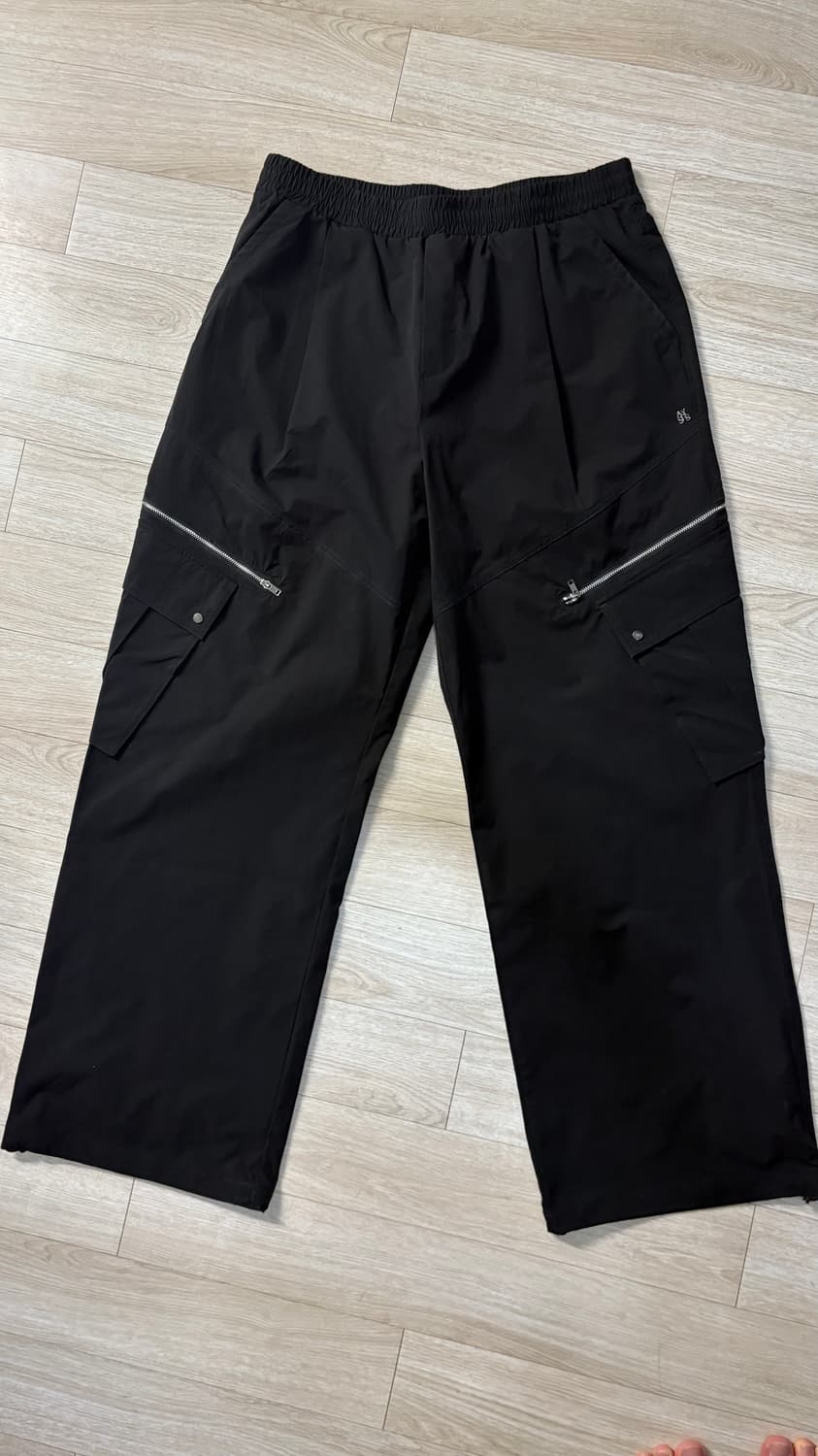 알리스 폴리시드 멀티 와이드 카고 팬츠 [블랙] 상품이미지3