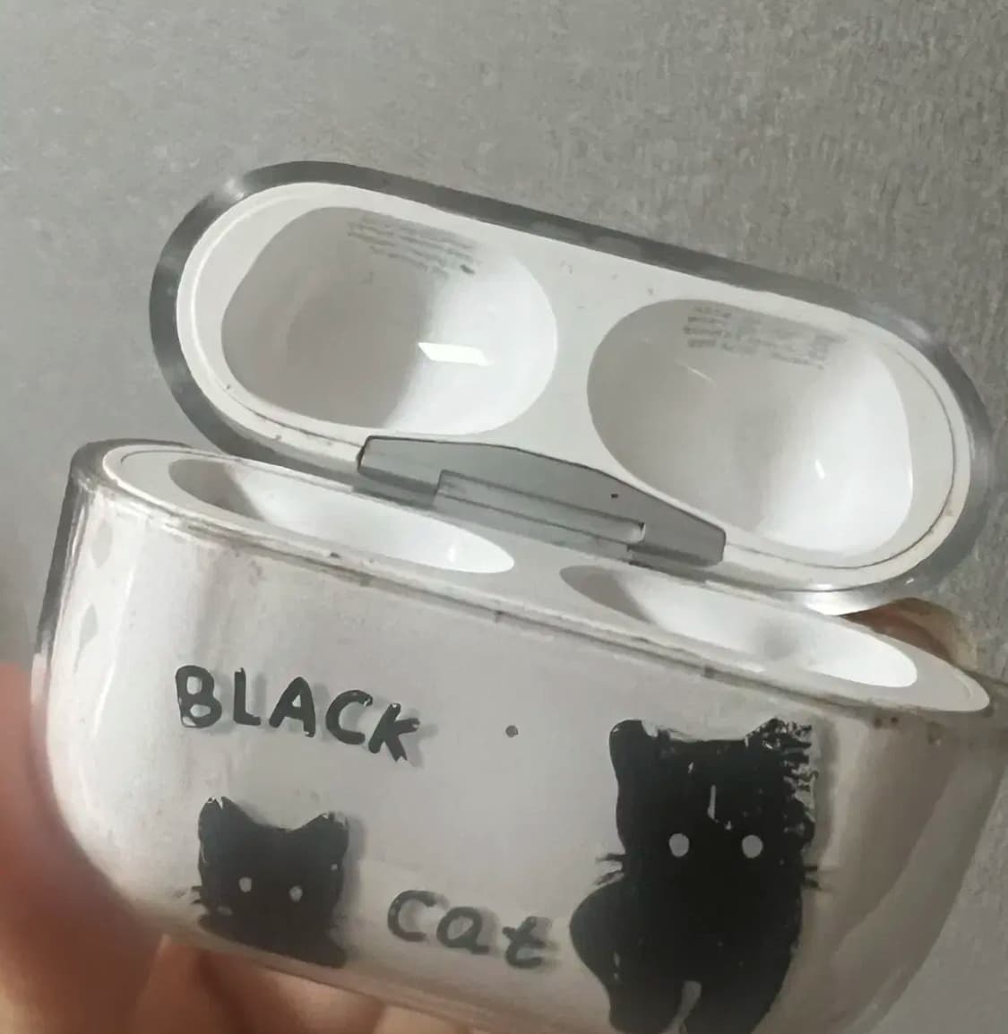 AirPods Pro2 본체 상품이미지1