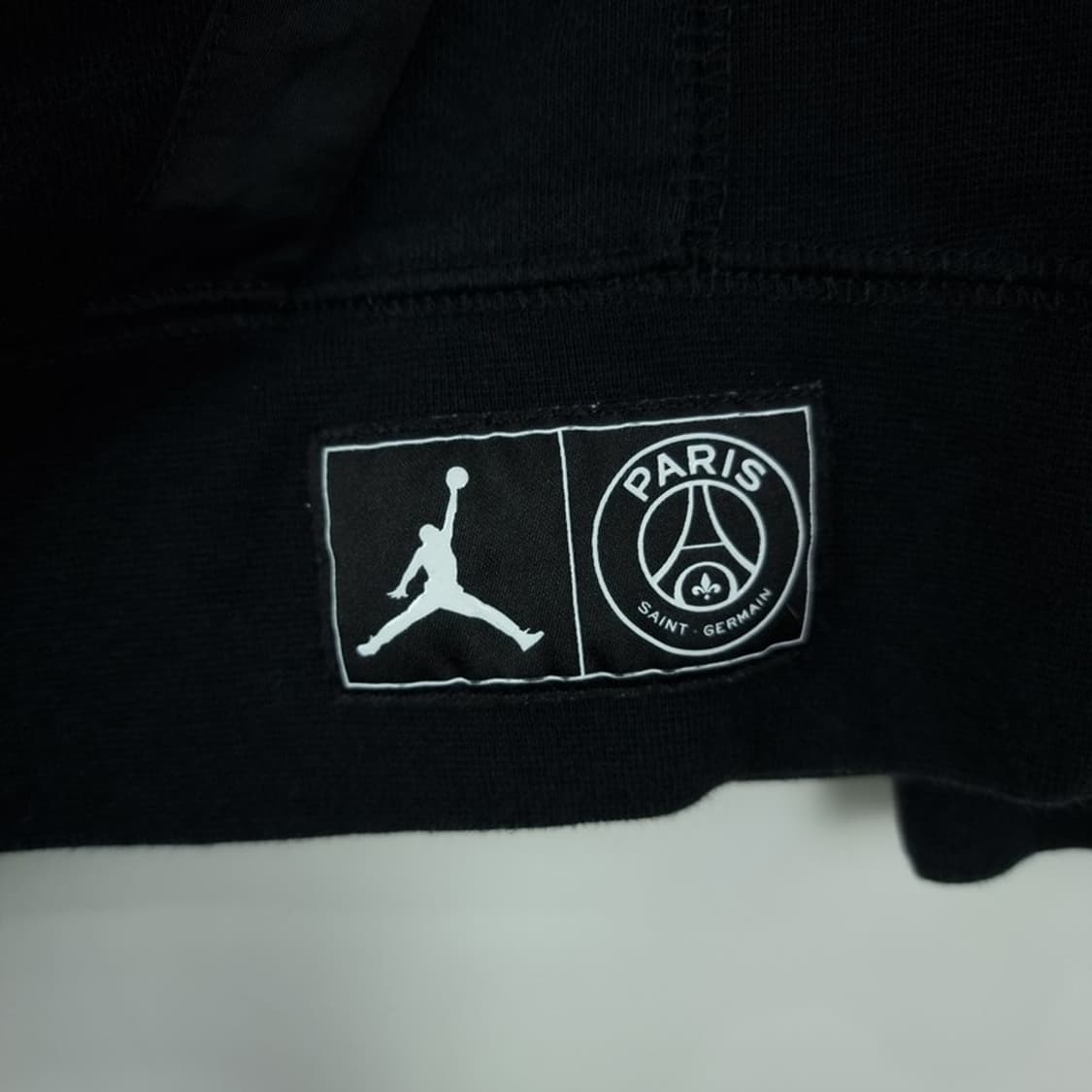 [나이키] 조던 파리 생 제르망 후드티 블랙 M19826 상품이미지6
