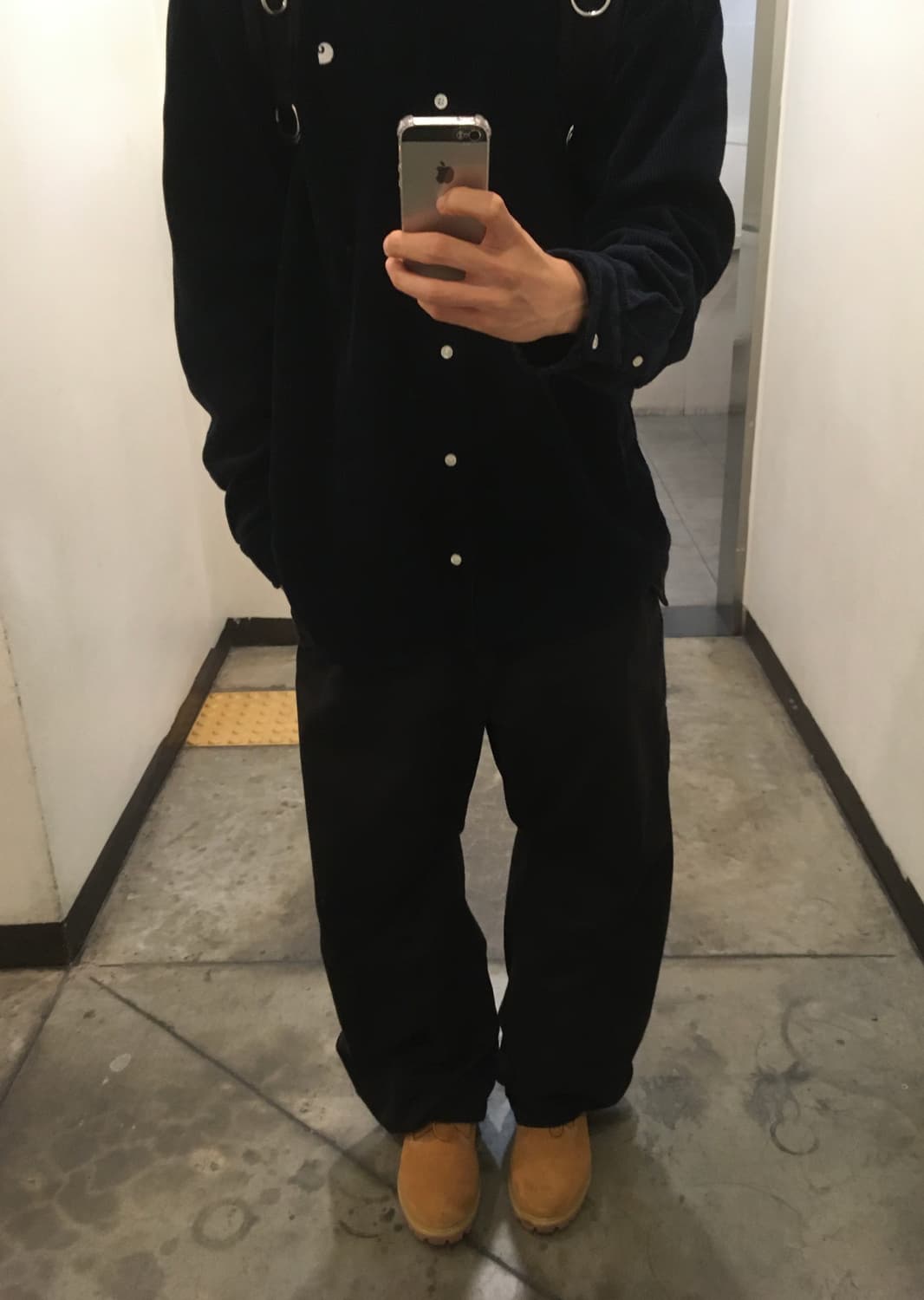 칼하트 wip 코듀로이 셔츠 네이비 상품이미지2