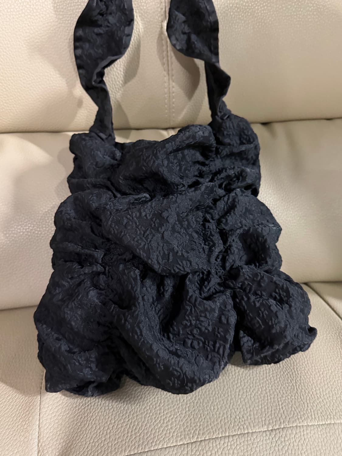 pattern shirring detail cross bag 상품이미지2