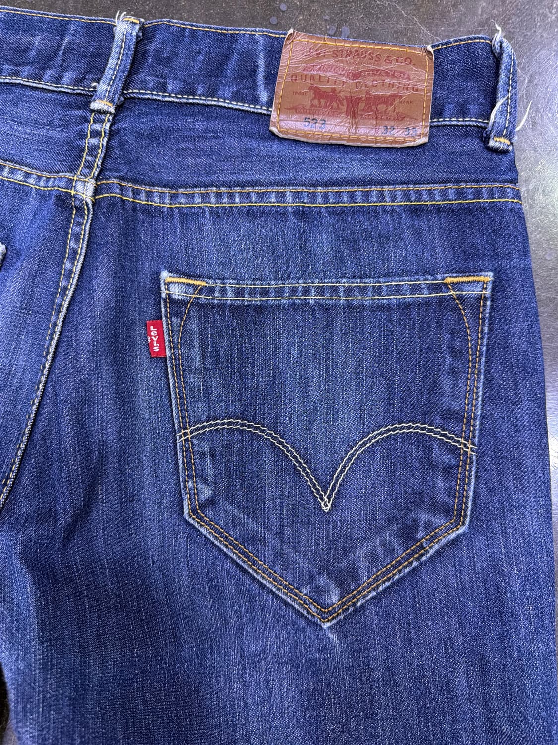 리바이스 523 스트레이트핏 워싱 인디고 데님팬츠 32 상품이미지7