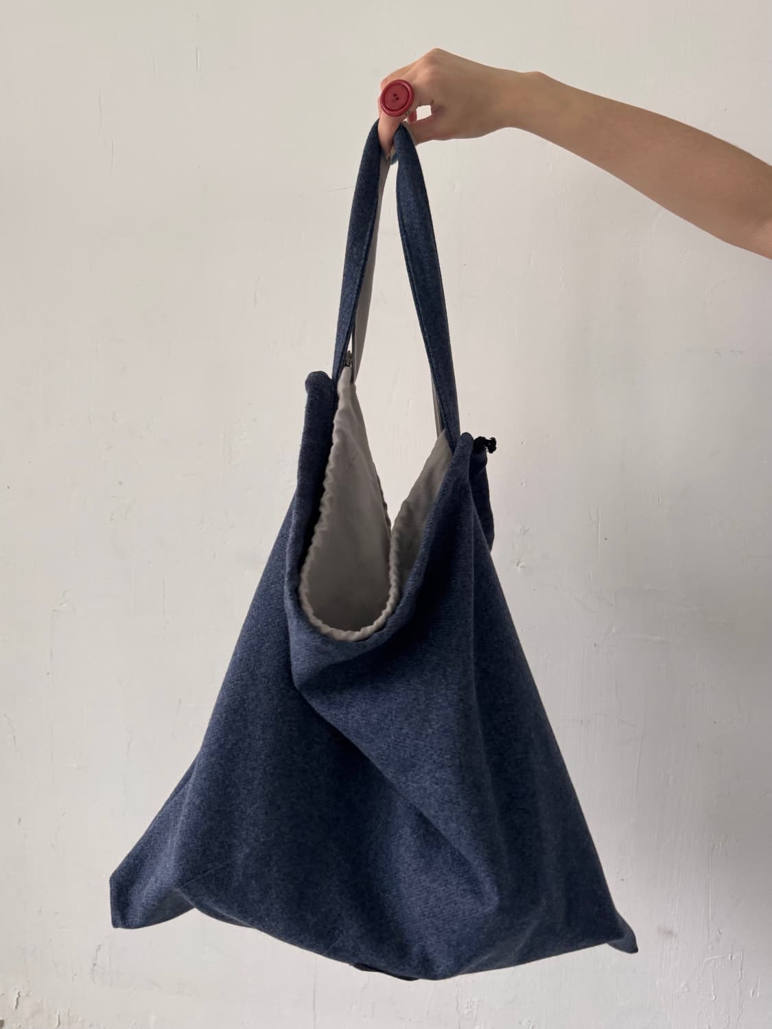 TIME wool triangle shoulder bag 상품이미지3