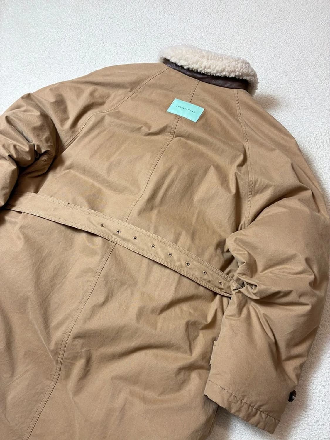 인스턴트펑크 20FW 덕다운 무스탕 롱 코트 PN7843 상품이미지7