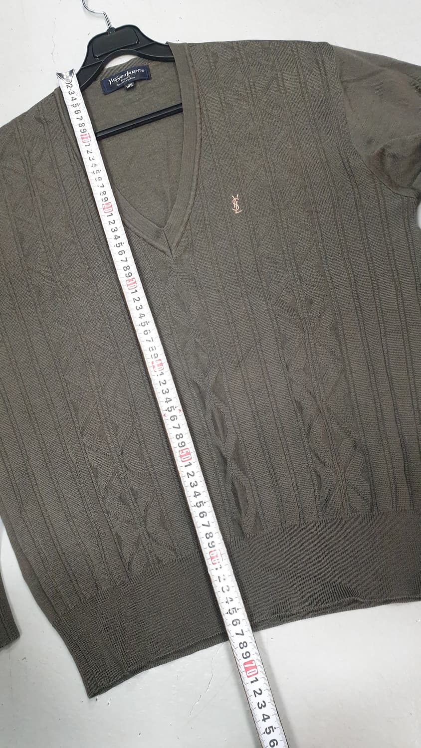 입생로랑 YSL 브이넥 케이블 니트 105 상품이미지4