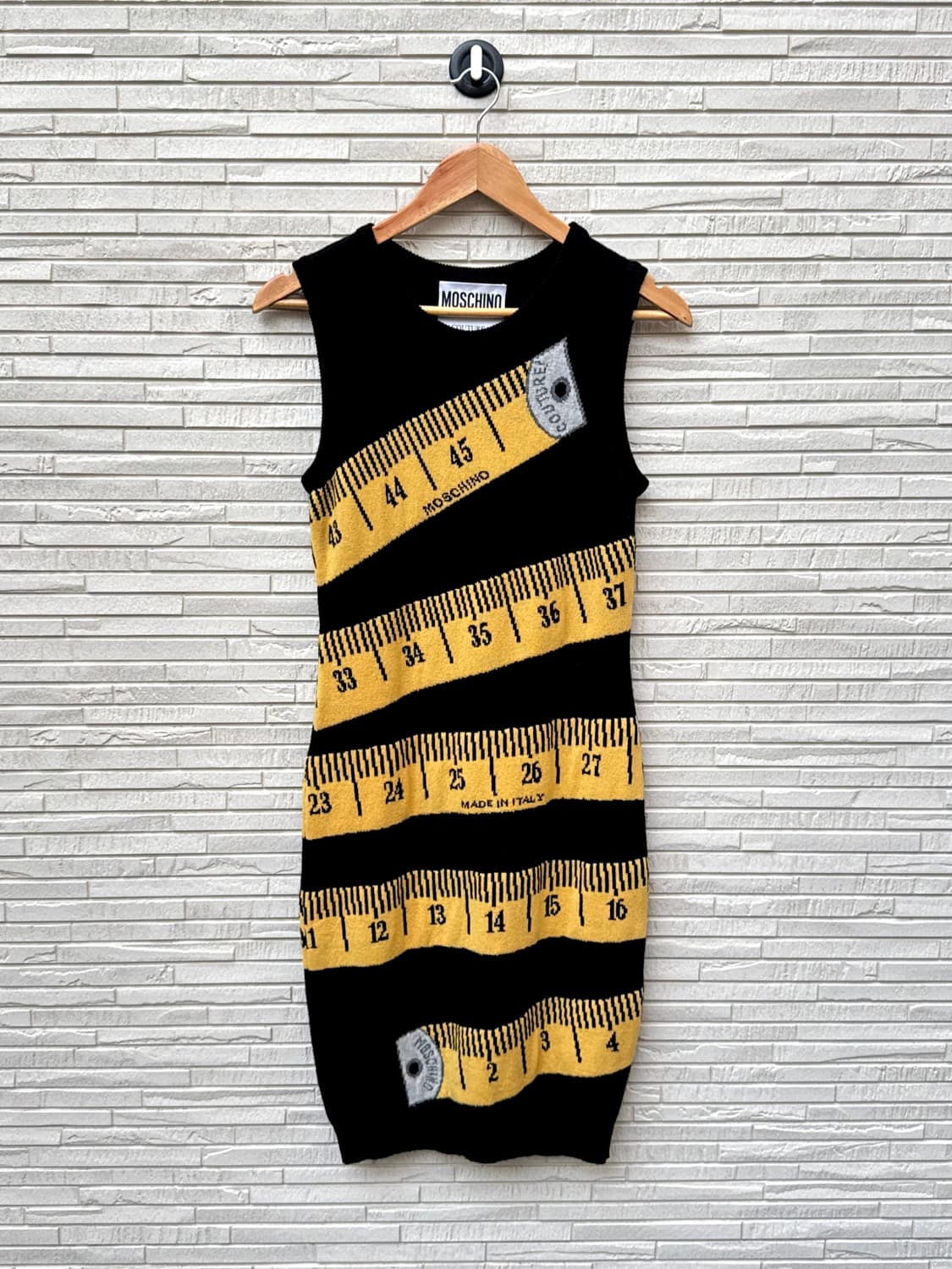 모스키노 테이프 그래픽 니트 원피스 상품이미지1