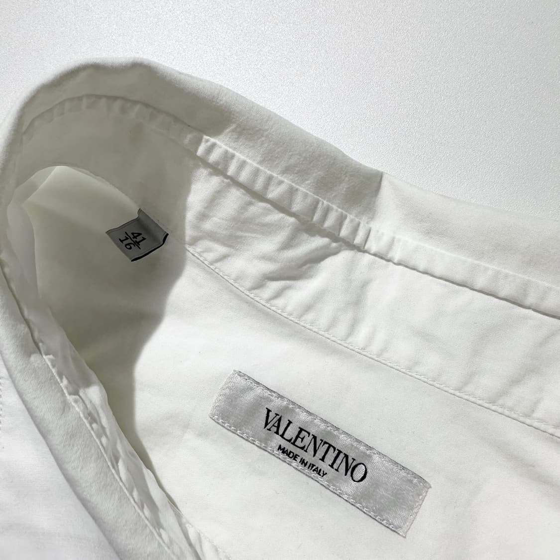 발렌티노 VLTN 로고 셔츠 상품이미지4