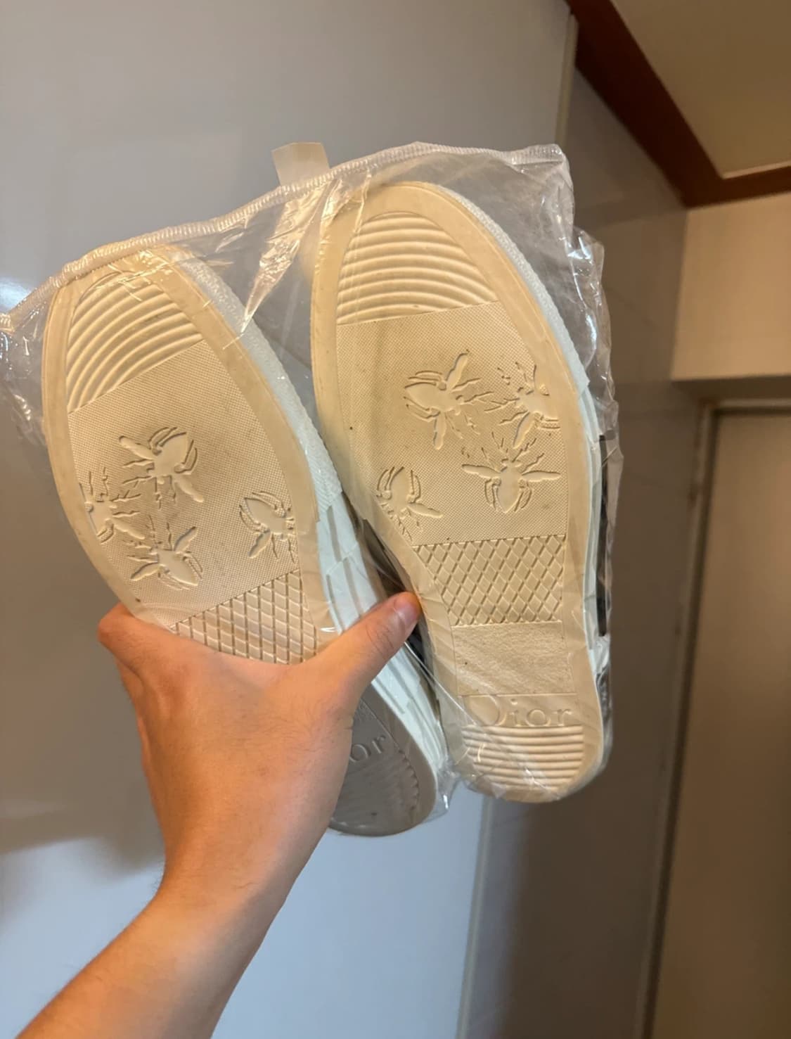 디올 하이탑 오블리크 스니커즈 상품이미지2