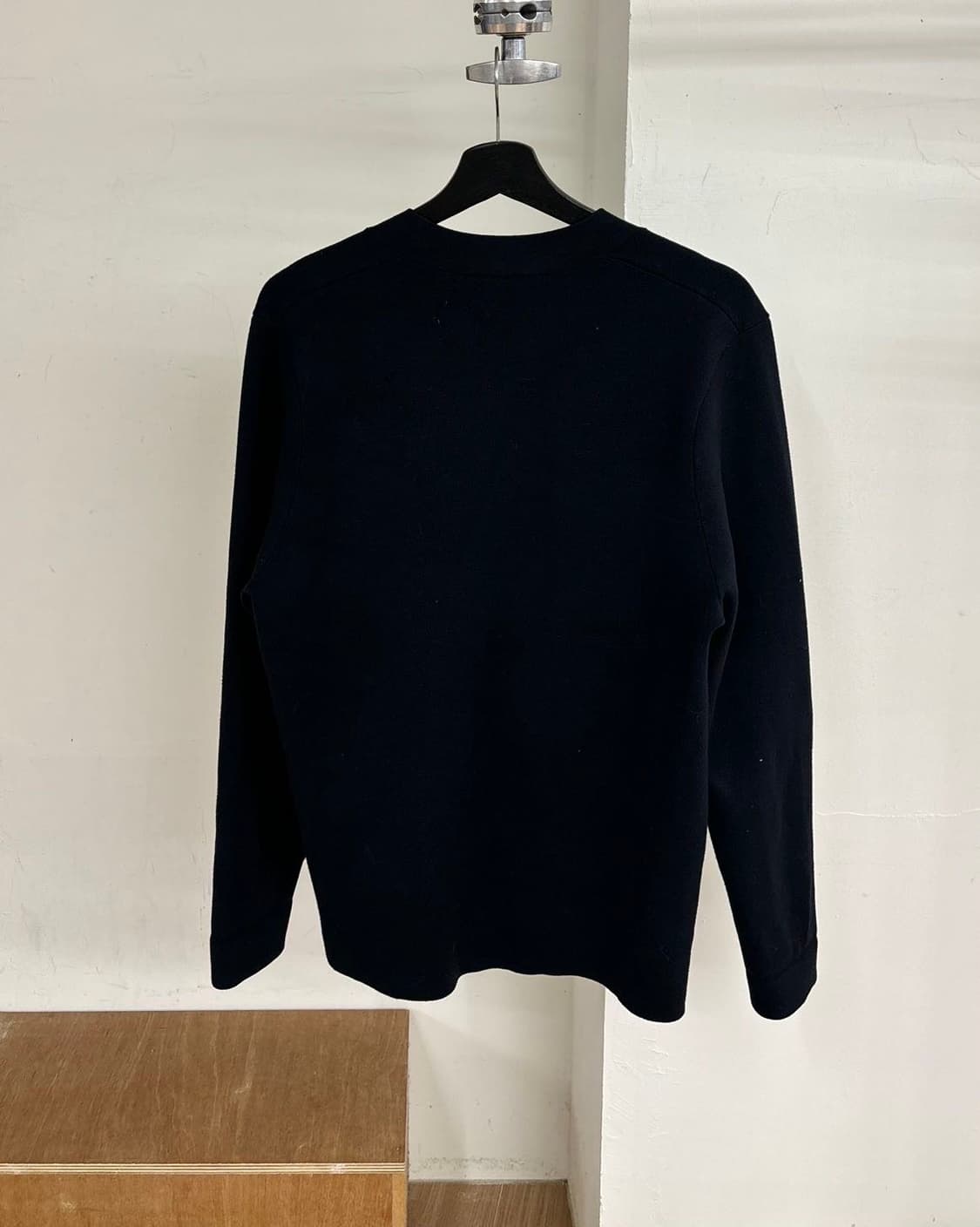 산드로 네이비 블루 플라워 패치 가디건 상품이미지6