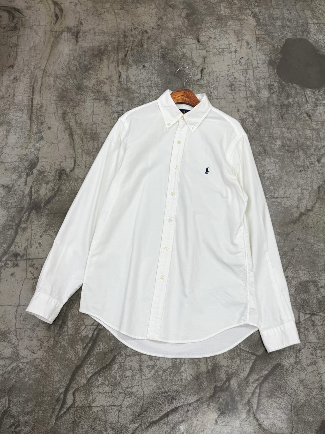 폴로 랄프로렌 클래식핏 가먼트 다이 옥스포드 셔츠 상품이미지2
