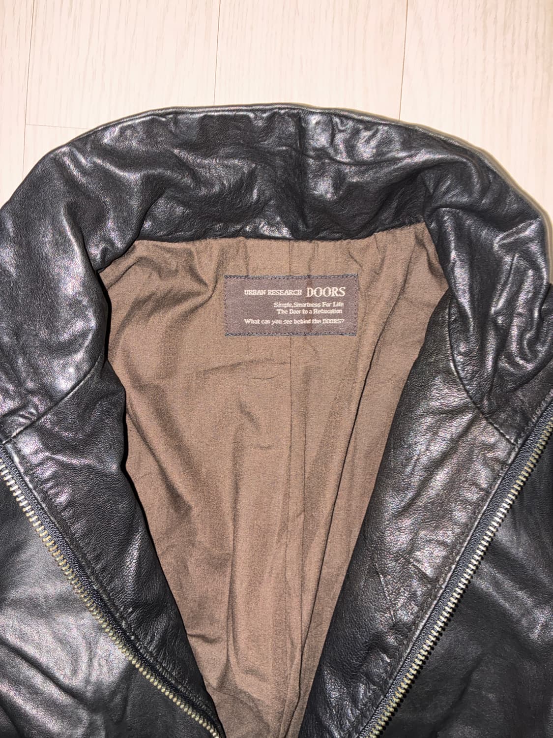 어반리서치 램스킨 하이넥 레더자켓 상품이미지8