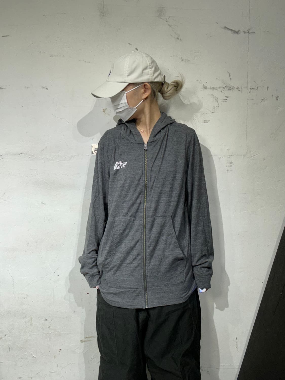 노스페이스 그레이 후드집업 져지 M 상품이미지2