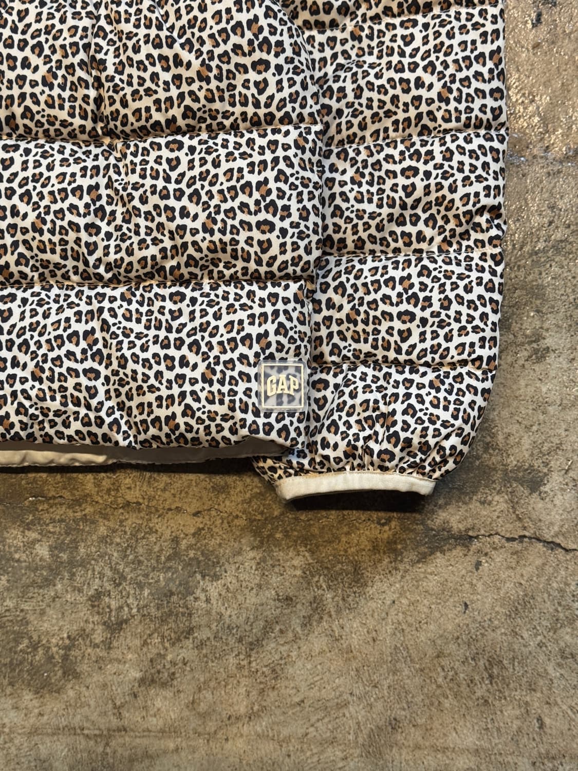 44 ) GAP Leopard Puffer Jacket 상품이미지3