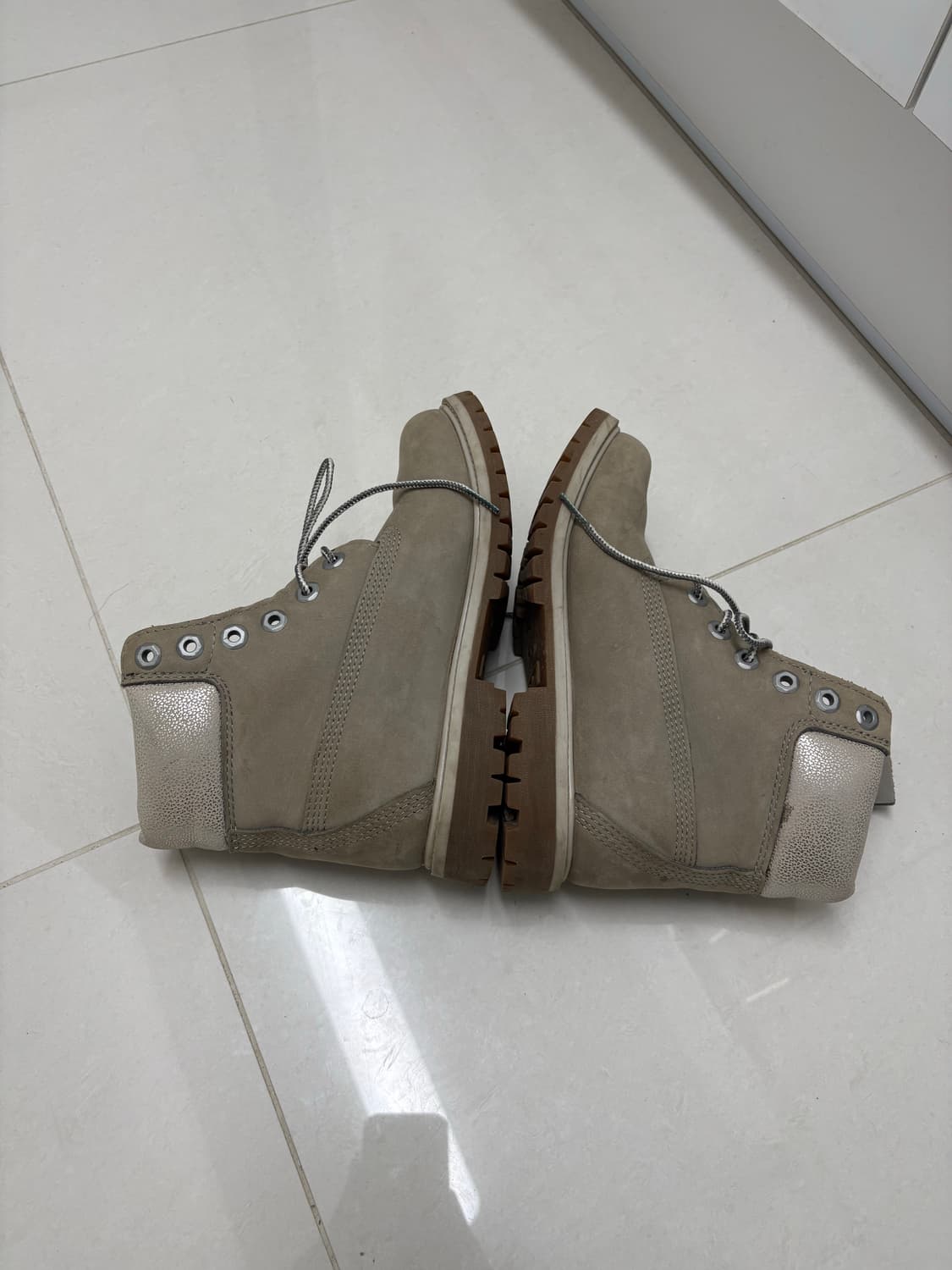 220)팀버랜드 챠콜 그레이 누벅 6인치 워커 워크웨어 부츠 상품이미지5