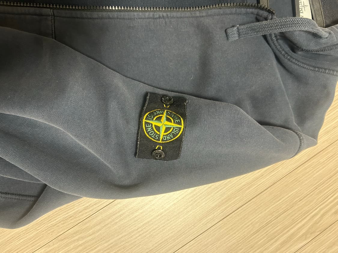 스톤 아일랜드 후드집업 네이비 s 상품이미지2