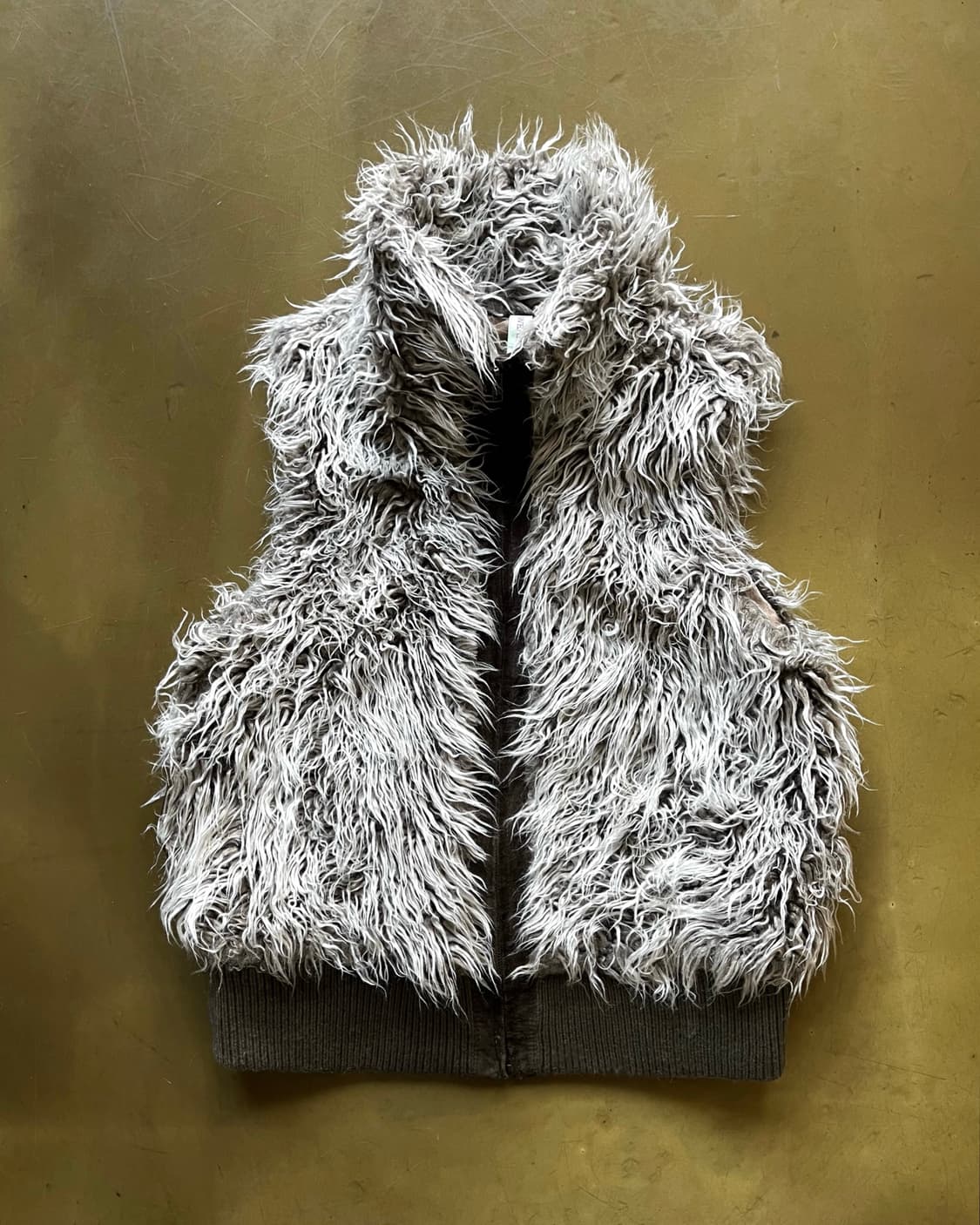 WEARS Inc. High Neck Shaggy Fur Vest 상품이미지3