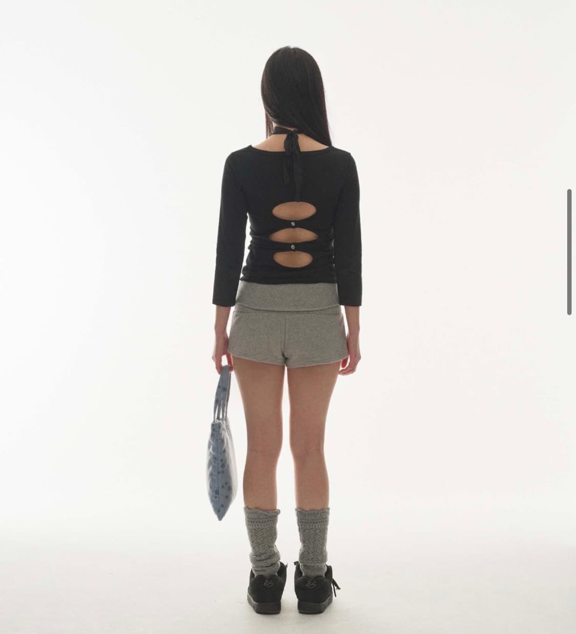 BACK CIRCLE CAPRI SLEEVES BLACK 상품이미지3