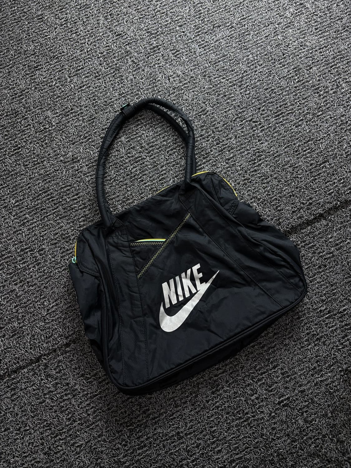 나이키 헤리티지 레트로 나일론 토트백 3859 상품이미지1