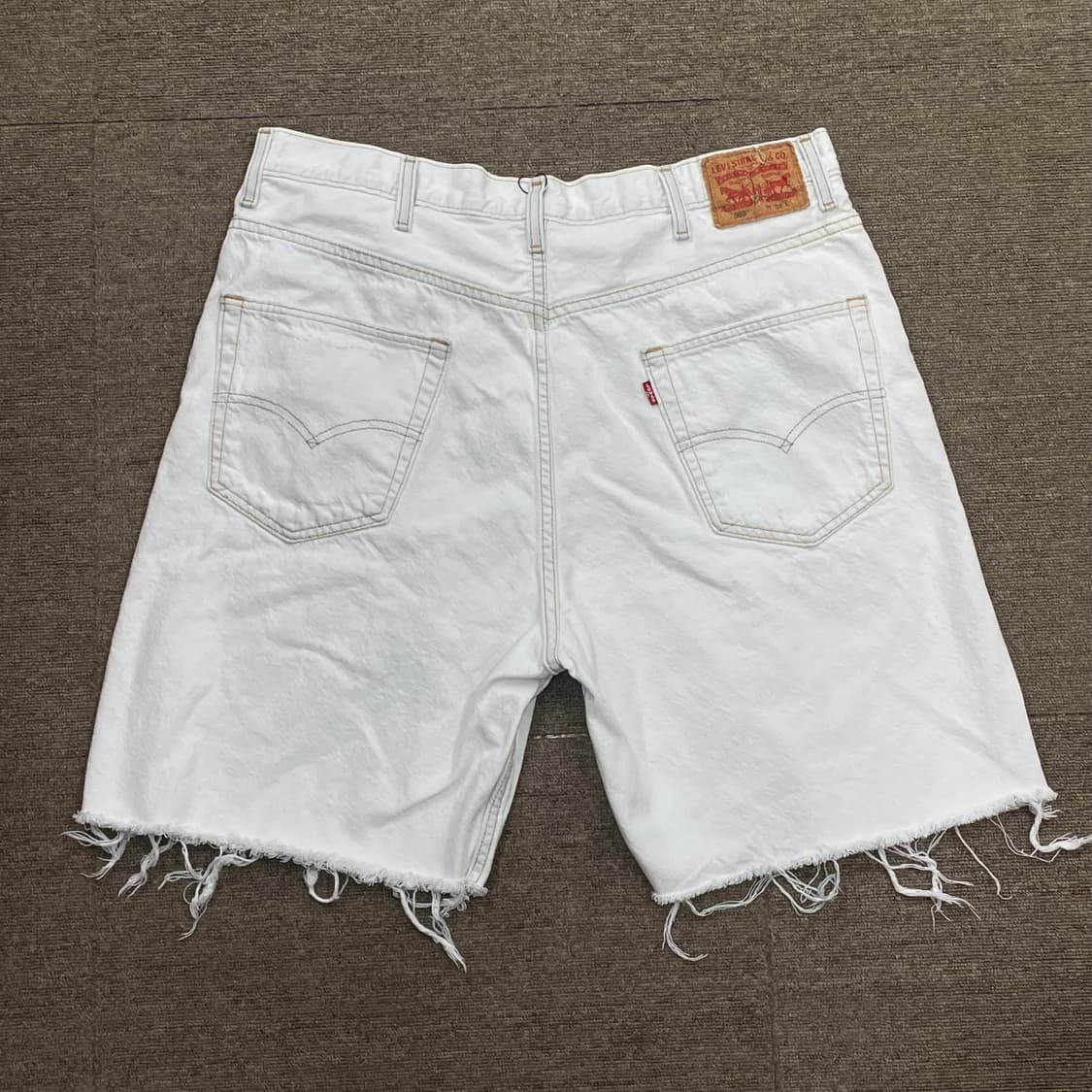 Levi's 리바이스 569 디스트로이드 화이트 데님 쇼츠 반바지 상품이미지1