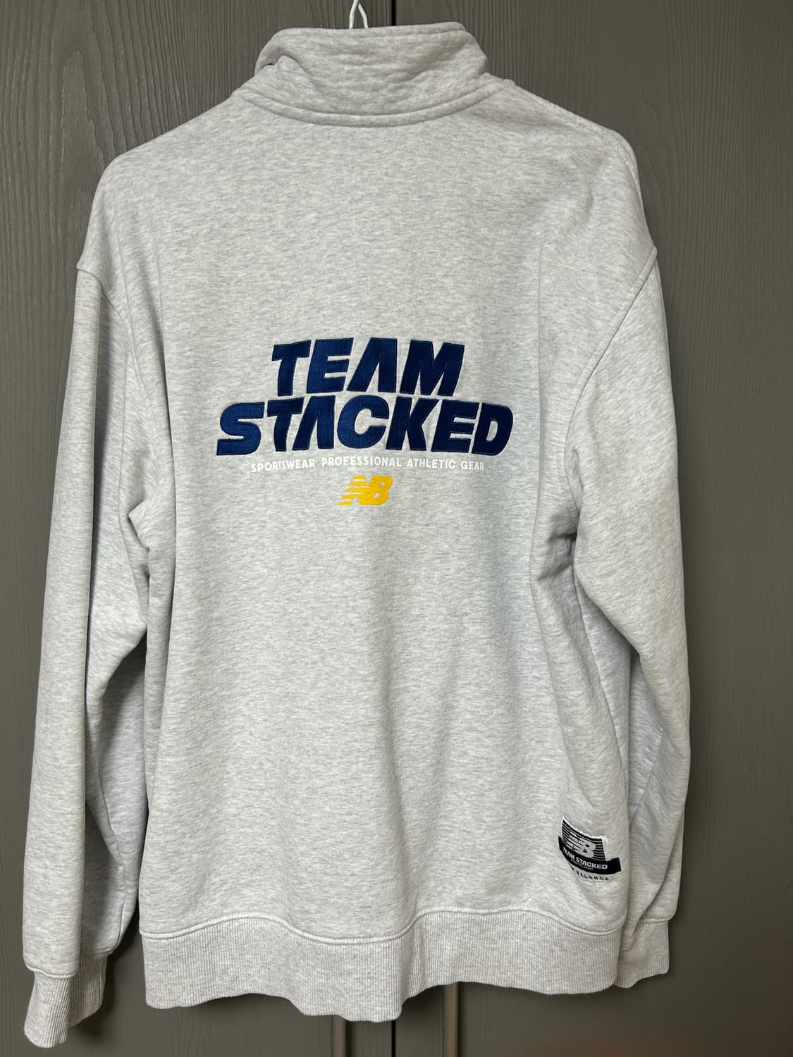 뉴발란스 반집업 스웻셔츠 L 상품이미지3