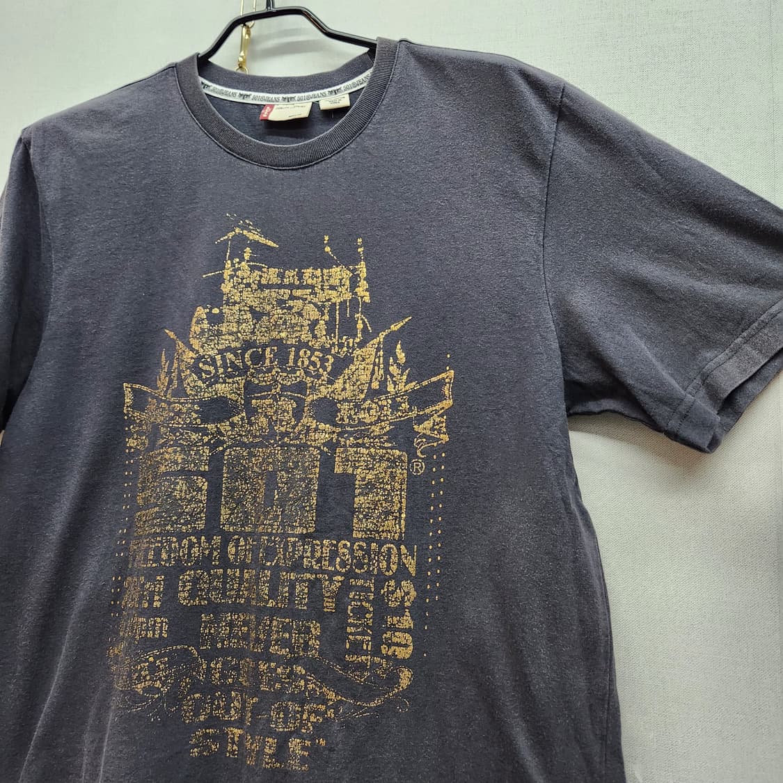 리바이스 빈티지 골드 빅로고 프린팅 반팔티 L(L) 상품이미지3