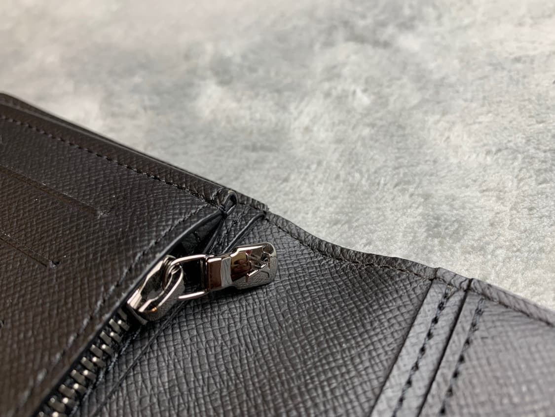 루이비통 모노그램 이클립스 브라짜 월릿 장지갑 M61697 상품이미지5