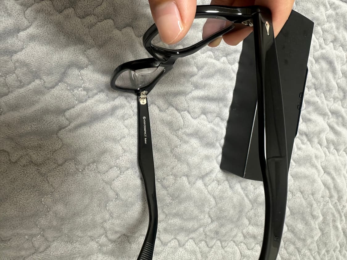 애쉬컴팩트 베이커 판매(브라운 변색렌즈) 상품이미지3