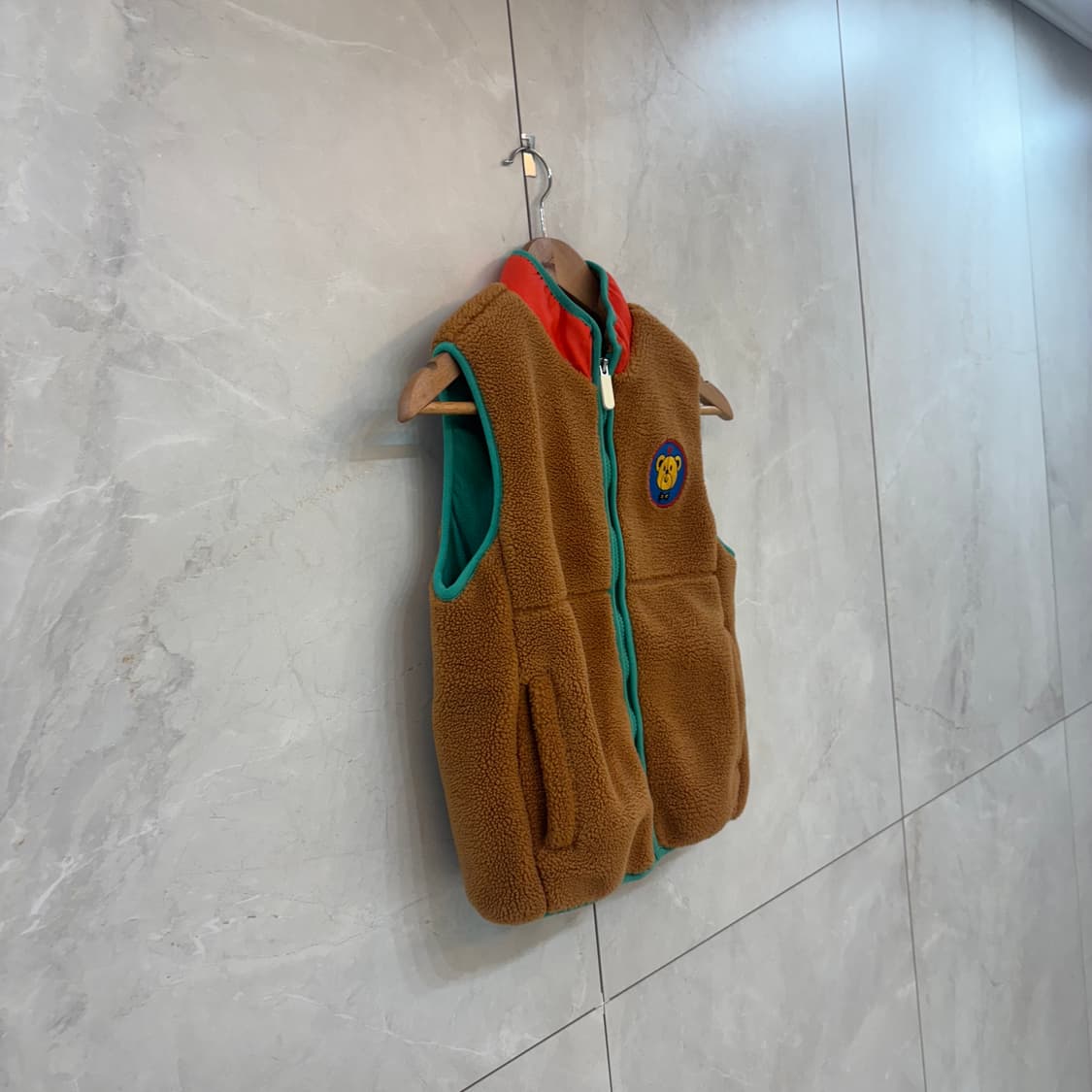 베베드피노 뽀글이 조끼 130사이즈 상품이미지3