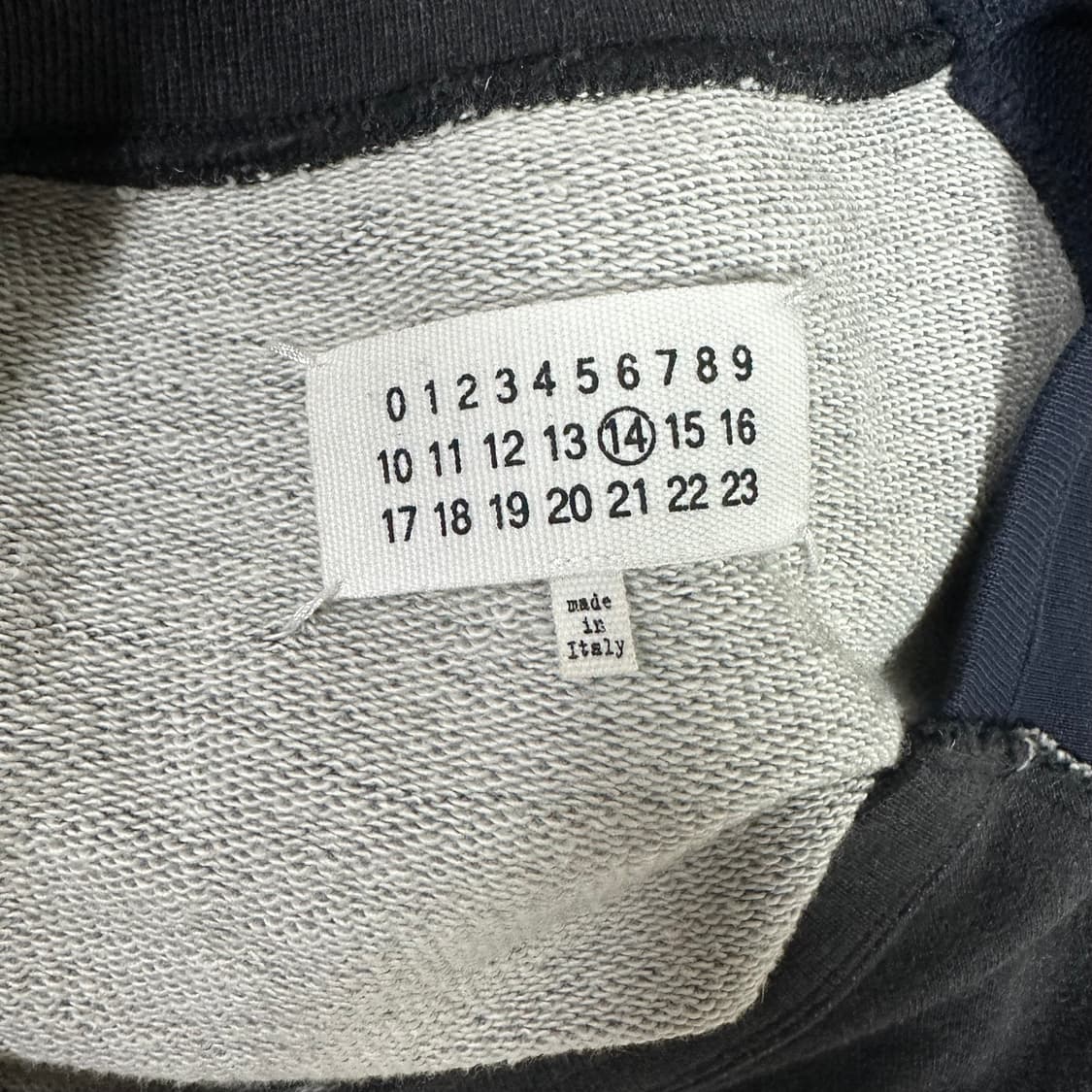 마르지엘라 17ss 리에디션 맨투맨 46 size 상품이미지8