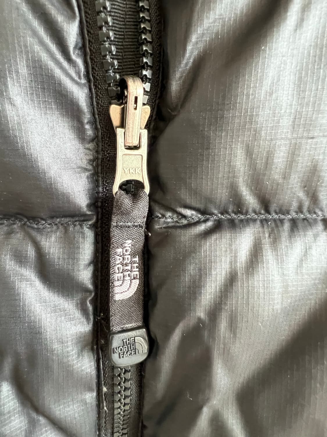 노스페이스 패딩 조끼 사이즈85 상품이미지3