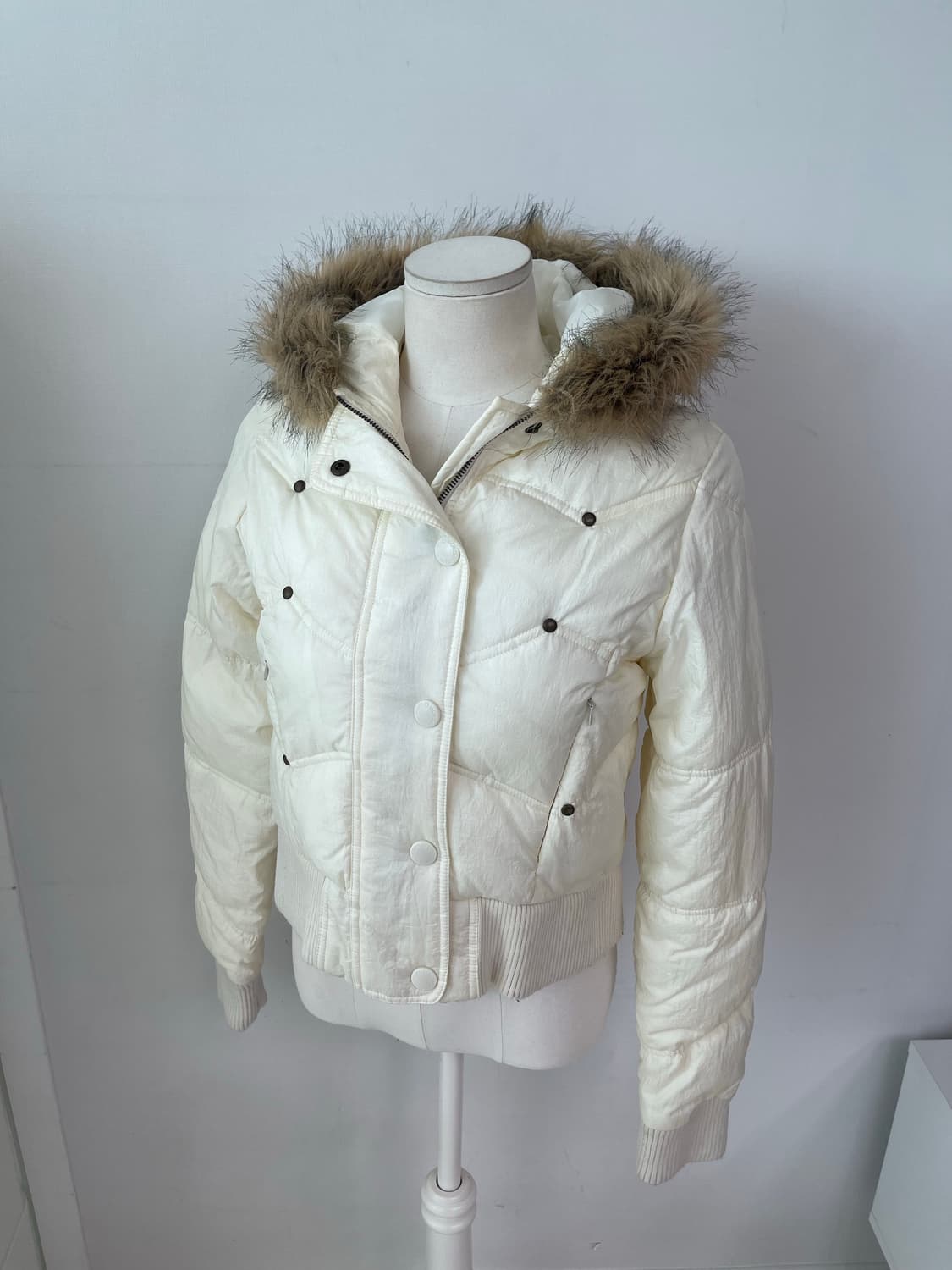 모르간 숏 패딩 점퍼 44 상품이미지1