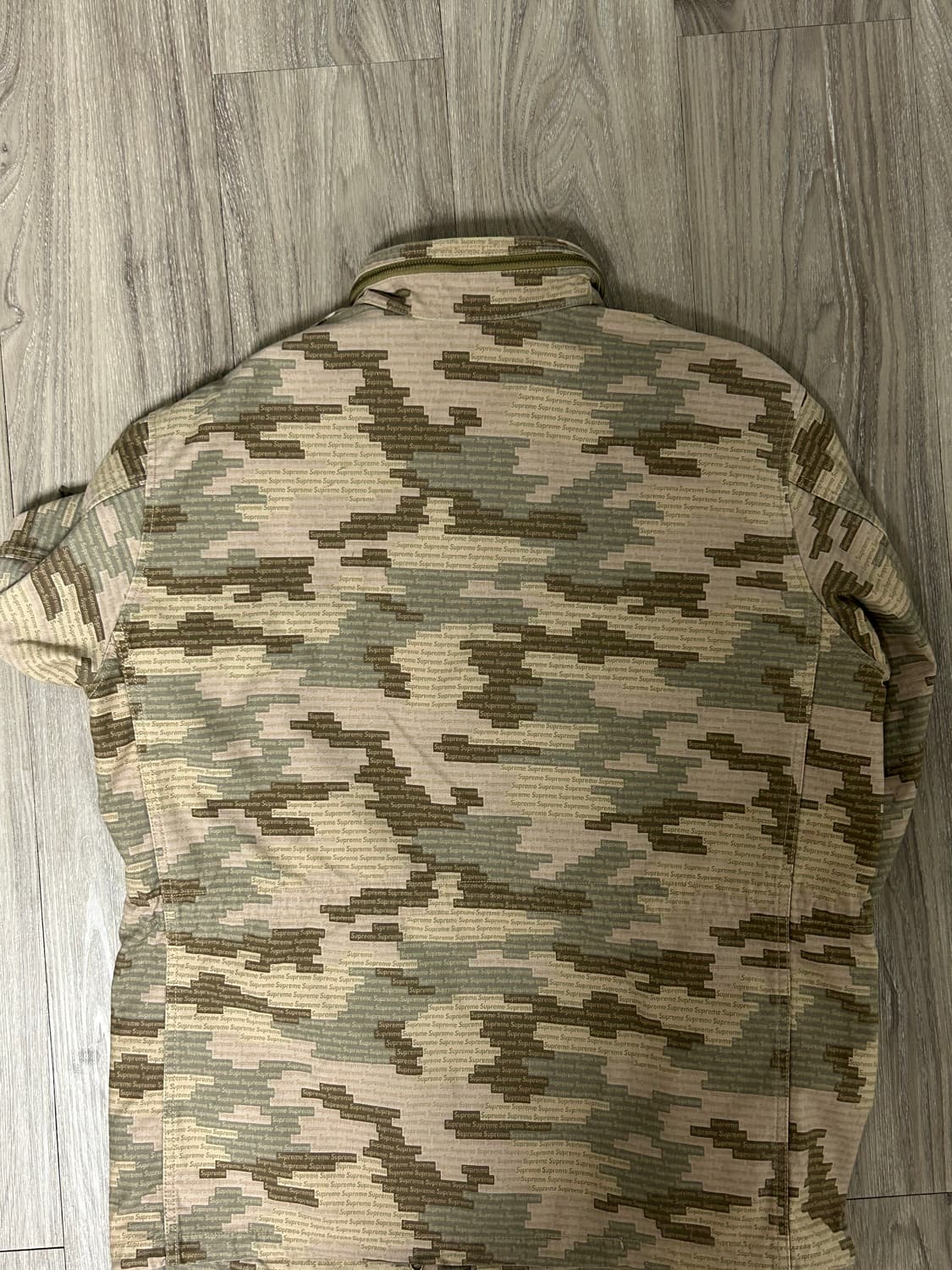 슈프림 로고 카모 M-65 자켓 상품이미지2