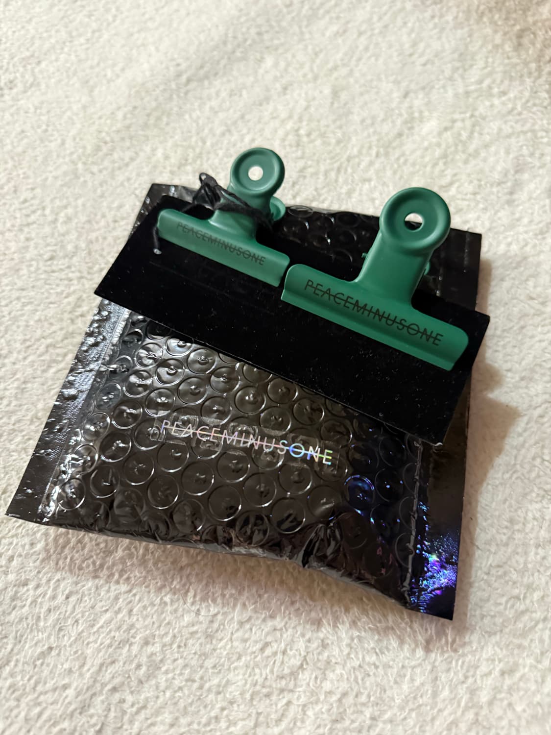 피스마이너스원 불독 클립 크리스마스 그린 상품이미지1