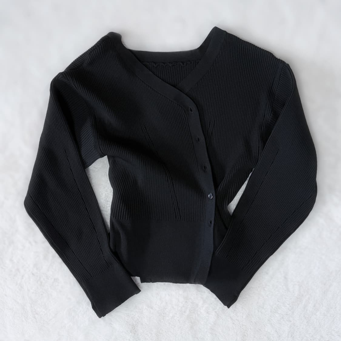 mystic 트위스트 골지 오프숄더 탄탄 플리츠 가디건 상품이미지1