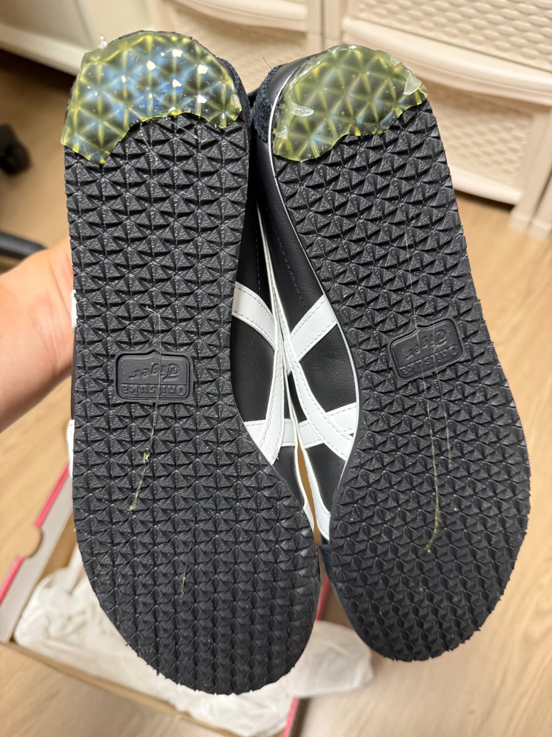 오니츠카 타이거 멕시코 66 검흰 265 상품이미지4