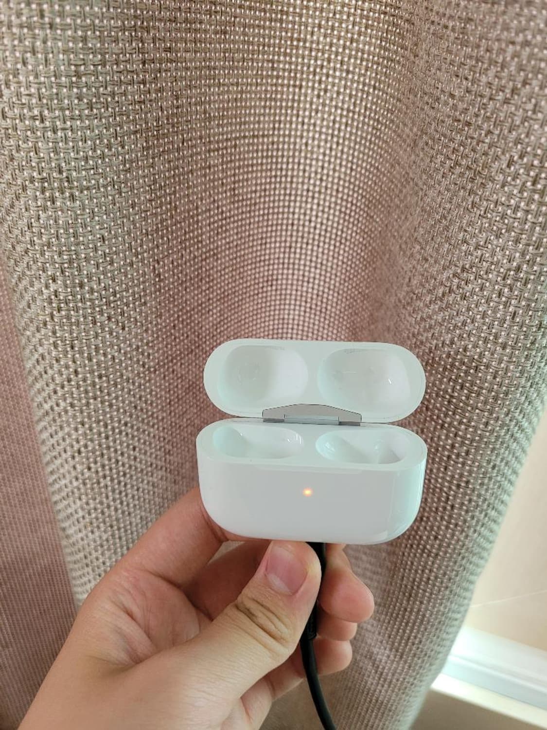 에어팟 프로2  급처 상품이미지3