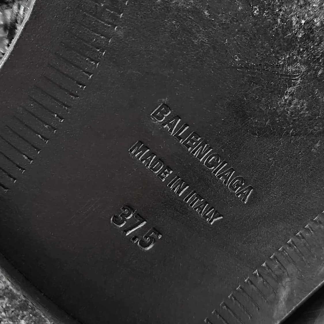 발렌시아가 스퀘어토 레더 부츠 상품이미지9