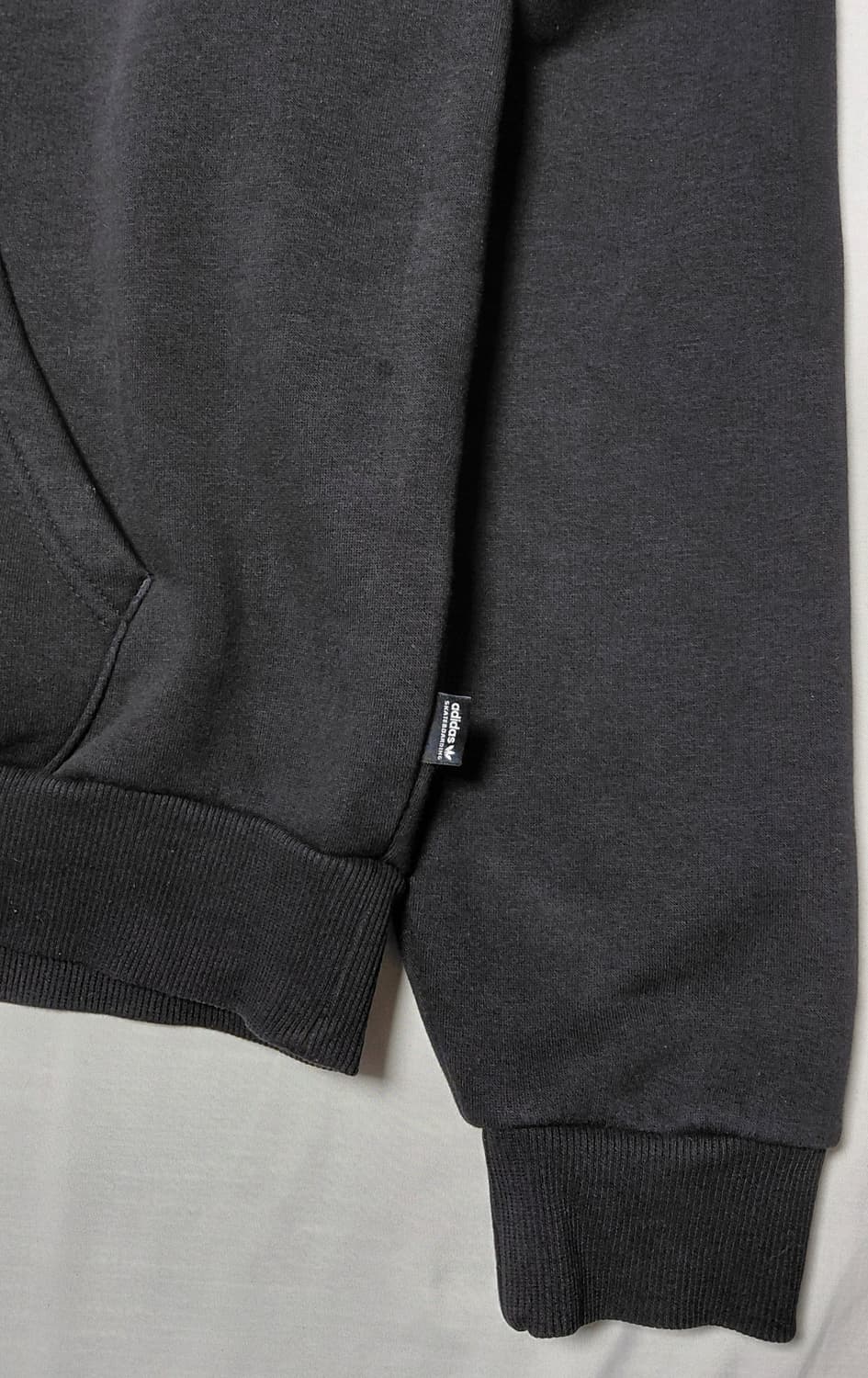 (무료배송) 아디다스 오리지널스 솔리드 필라 3선 후드티 (O사이즈) 상품이미지4