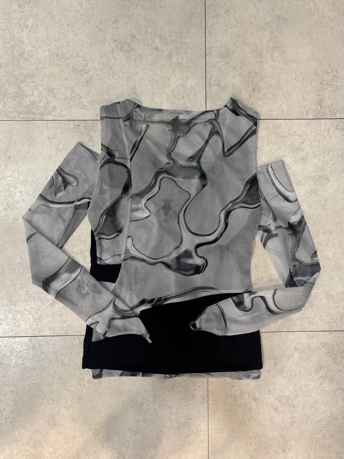 킴지수) In&Out 3D Printed Top BK L 상품이미지8