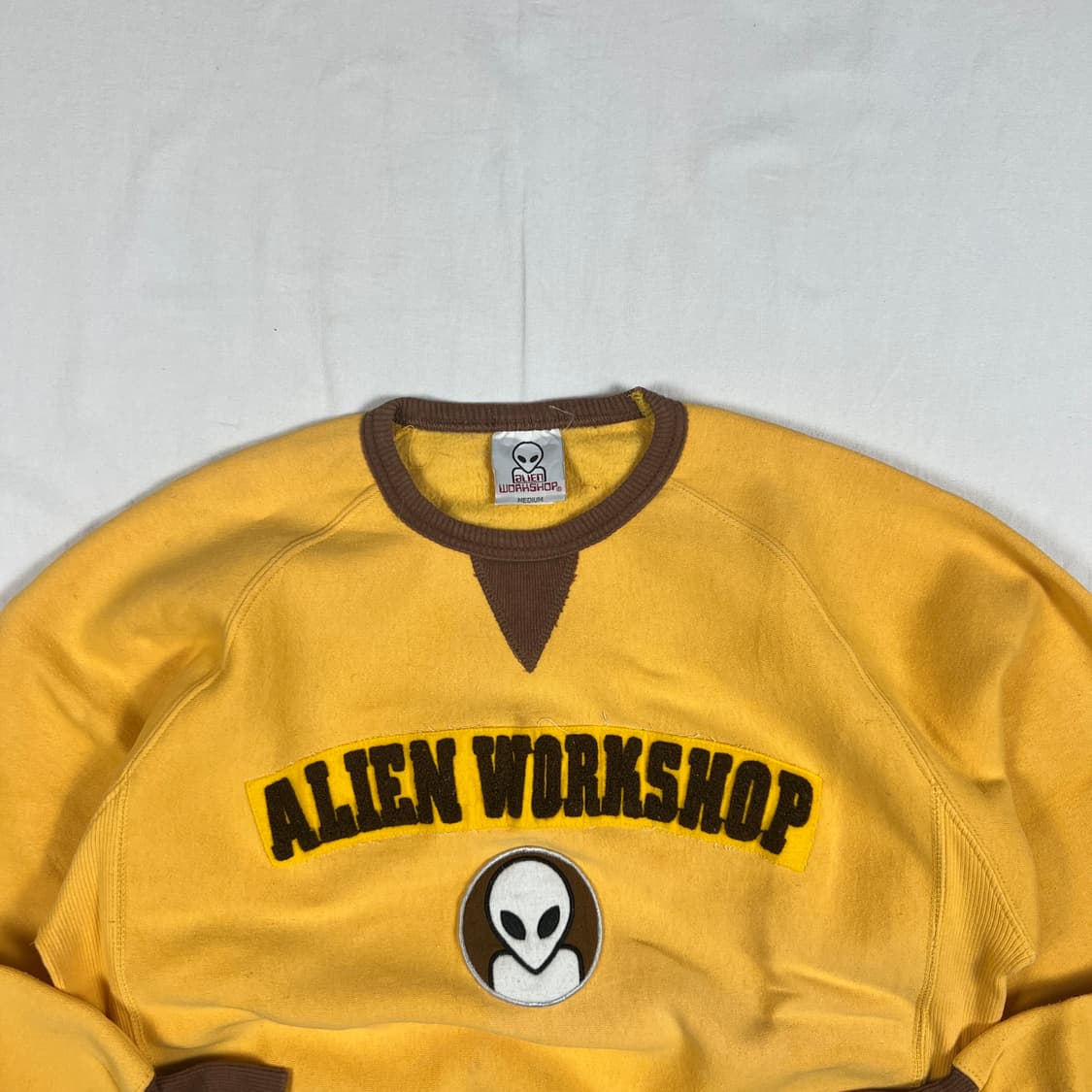 90’s alien workshop 스펠아웃 로고 맨투맨 상품이미지2