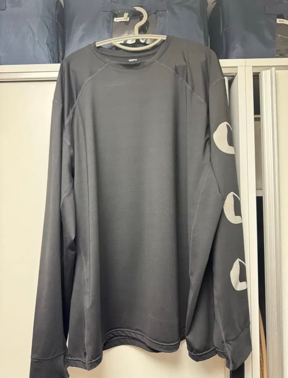 코유 KOYU 실버스톤 롱 슬리브 블랙(사이즈 3, 105-110) 상품이미지3