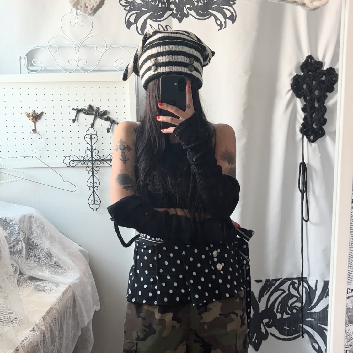 • Stripes Napoleon Burton cat Beanie  상품이미지2