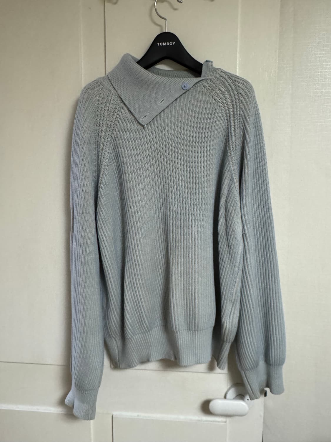 새터 하늘색 니트 상품이미지1