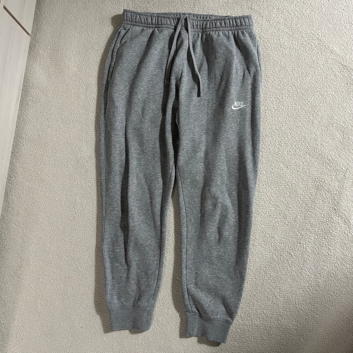 나이키 그레이 스몰로고 면 츄바 트레이닝 조거팬츠 상품이미지1