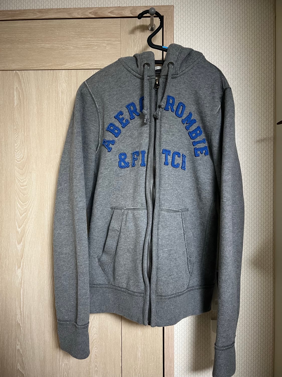 아베크롬비 그레이 차콜 스펠아웃 후드집업 y2k 상품이미지1