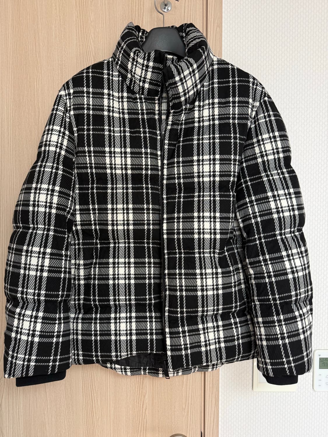 바쏘 옴므 하운드투쓰 구스 패딩 XXL 정품 상품이미지2