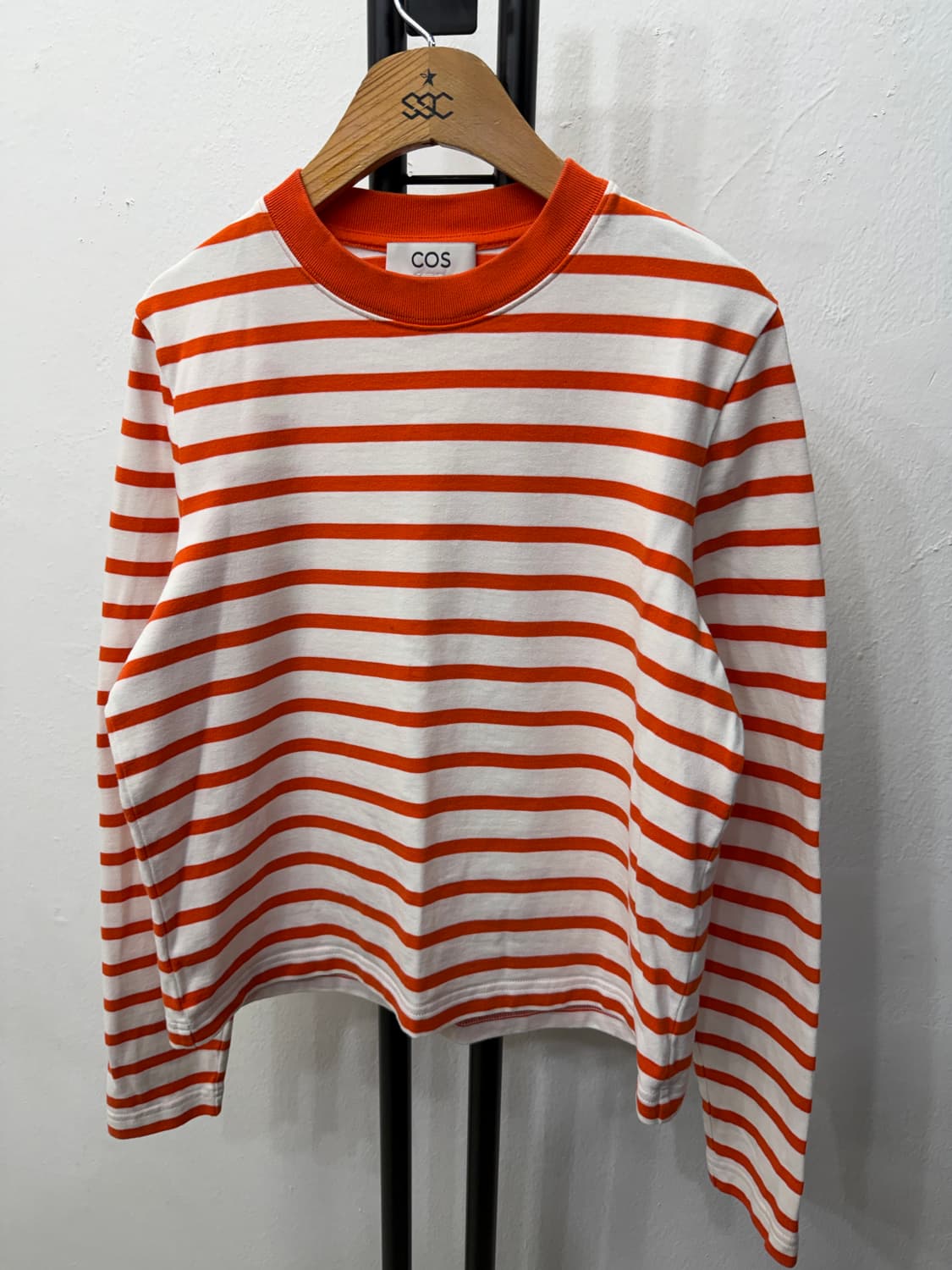 정품) COS 코스 오렌지 스트라이프 긴팔 티셔츠 S 상품이미지3