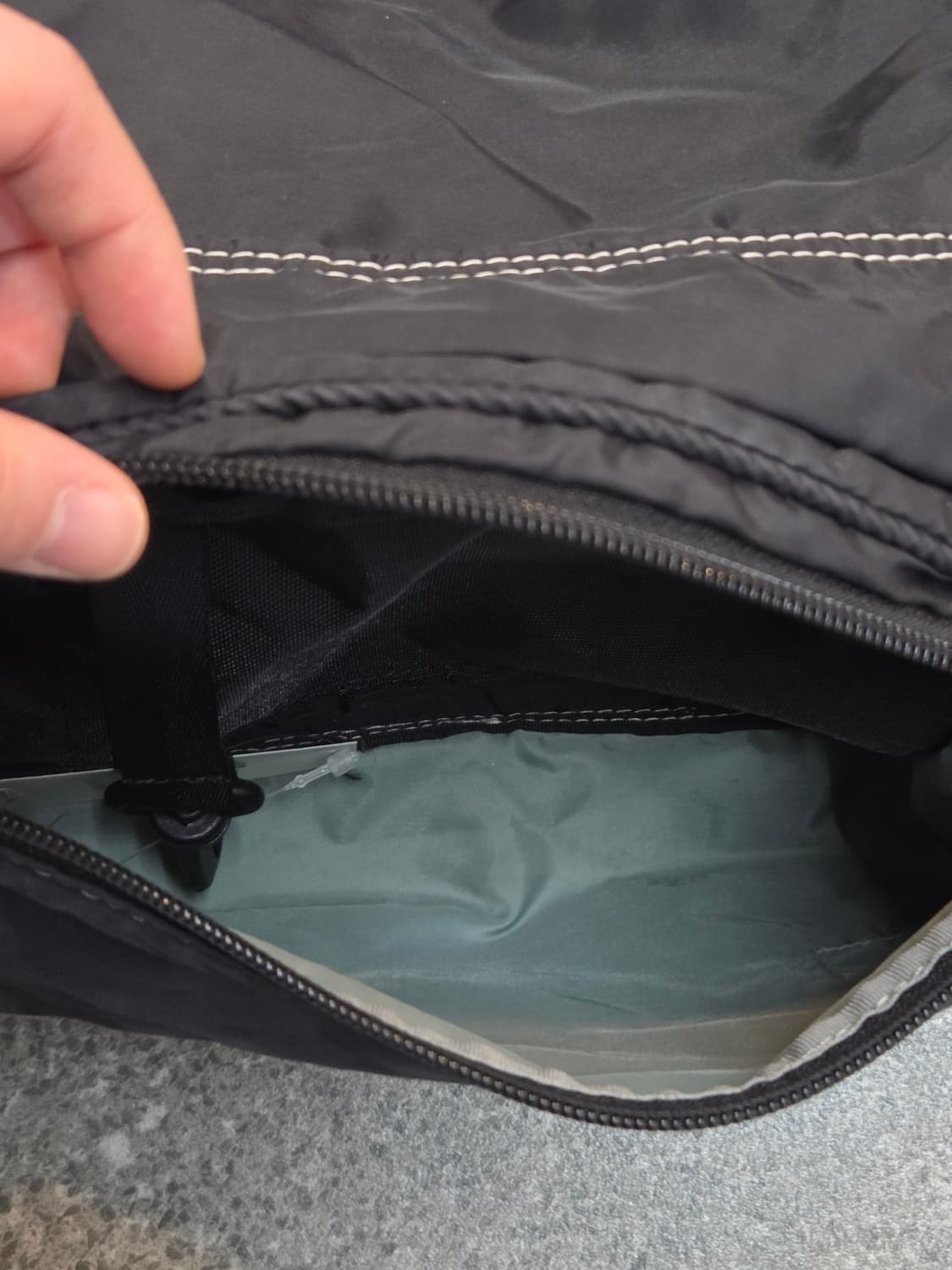 Porter 포터 블랙스티치 백팩 상품이미지4