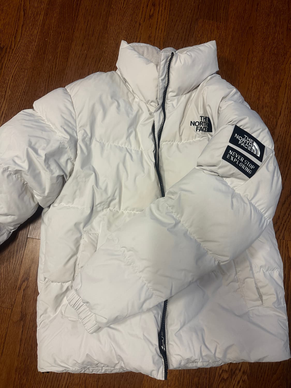 노스페이스 화이트 숏패딩 상품이미지1