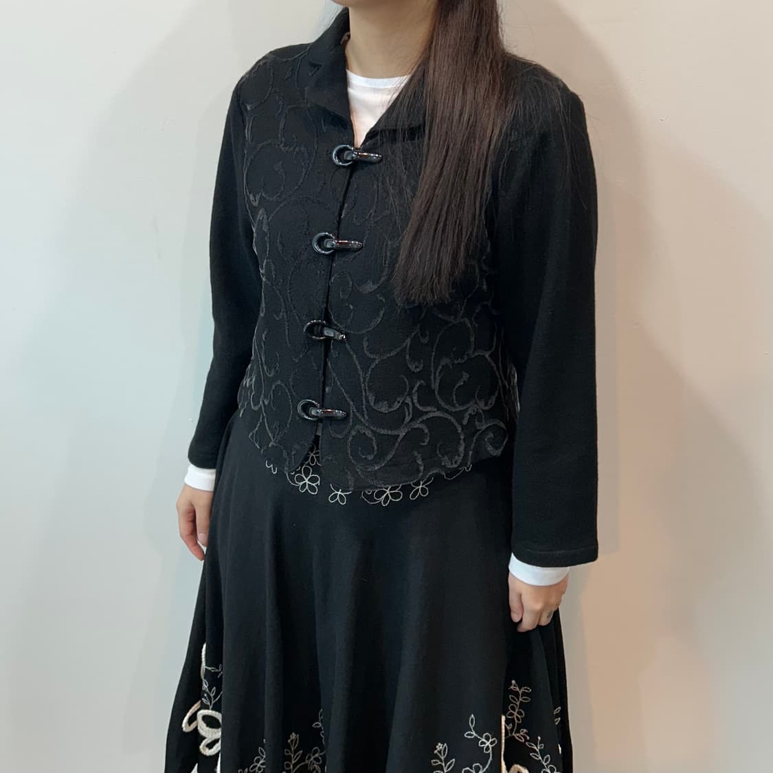 블랙 자가드 버클 자켓 상품이미지3